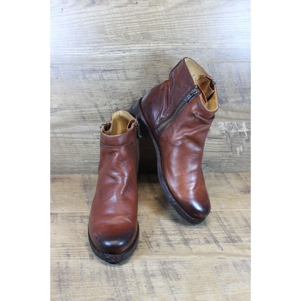 FRYE women's Veronica Seam double zip distressed leather ankle moto boots 8.5B